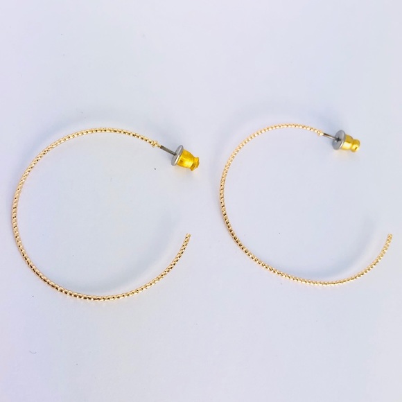 New! Gold Twisted Hoop Earrings - Picture 2 of 3